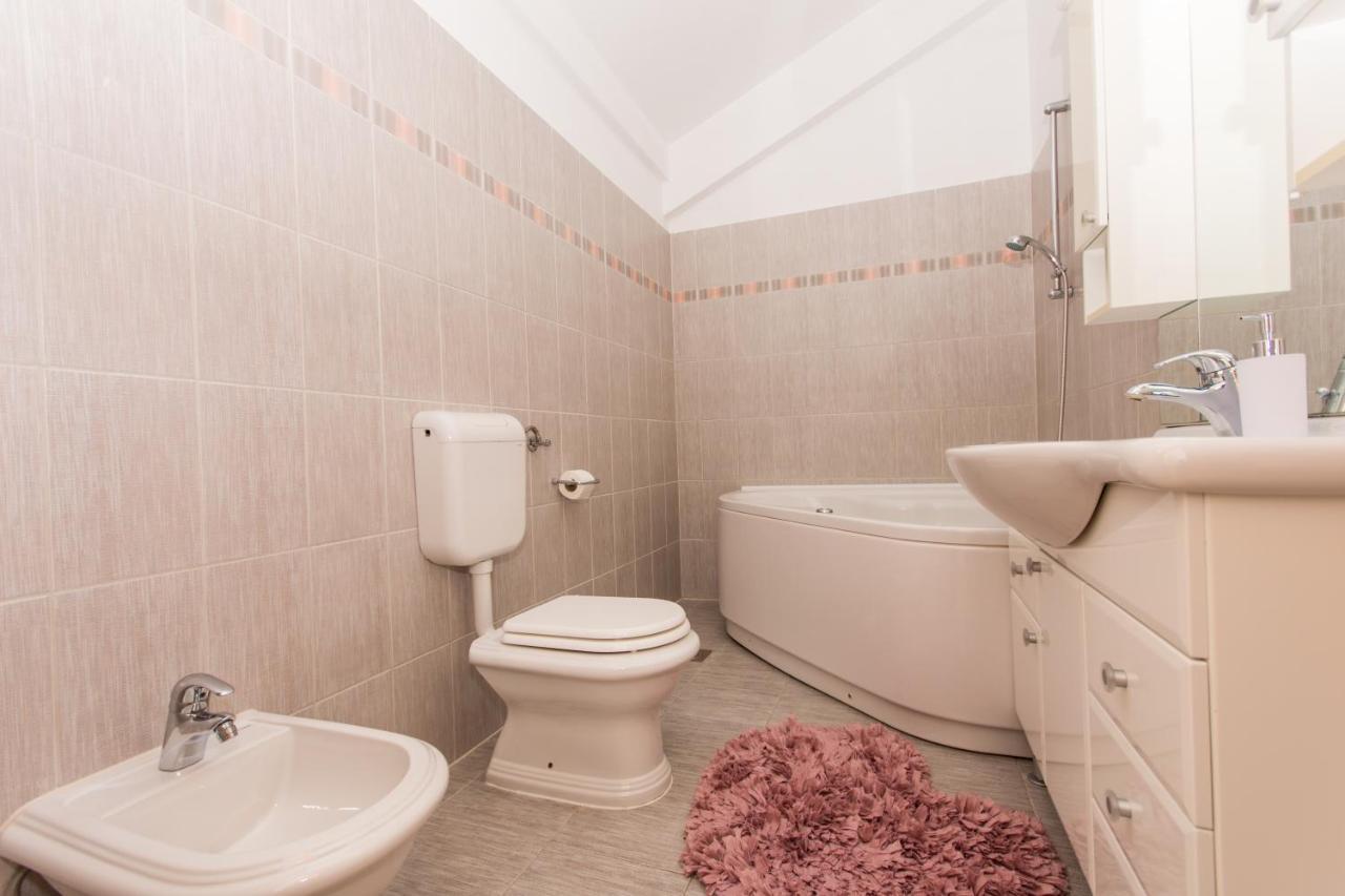 Apartments Vranjic Trogir Exterior foto